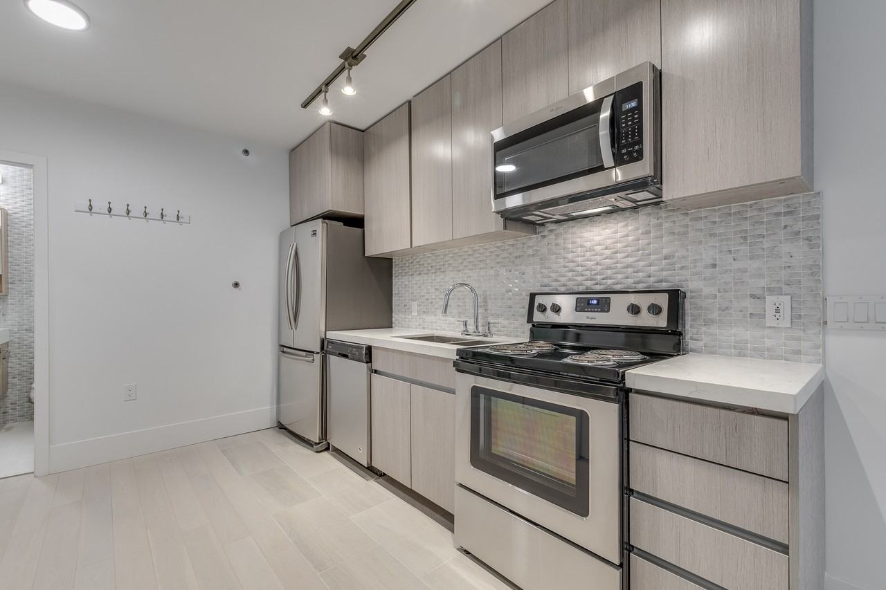 1425 Haro Street - Photo 13