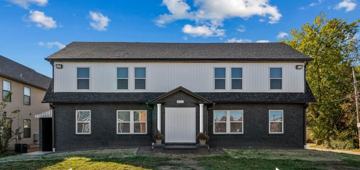 featured image of 430 E Bear Blvd