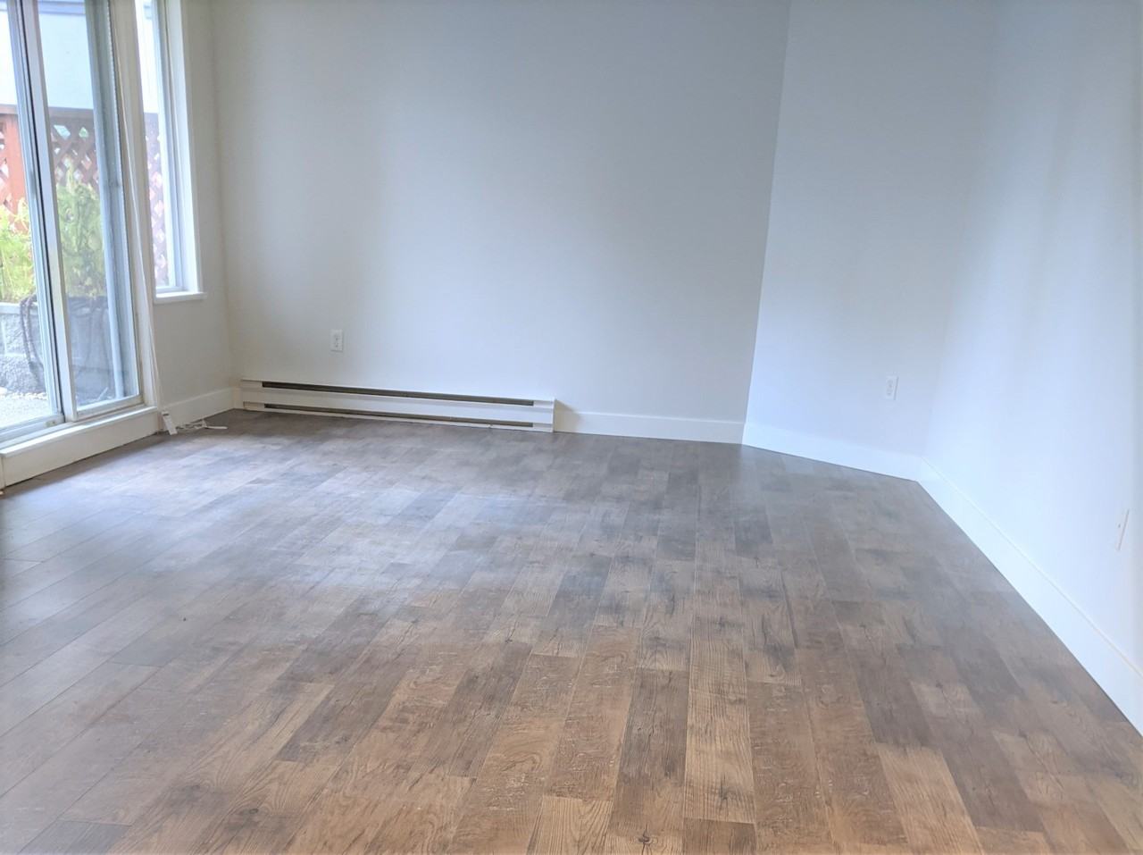 925 West 10th Avenue - Photo 2 of 7