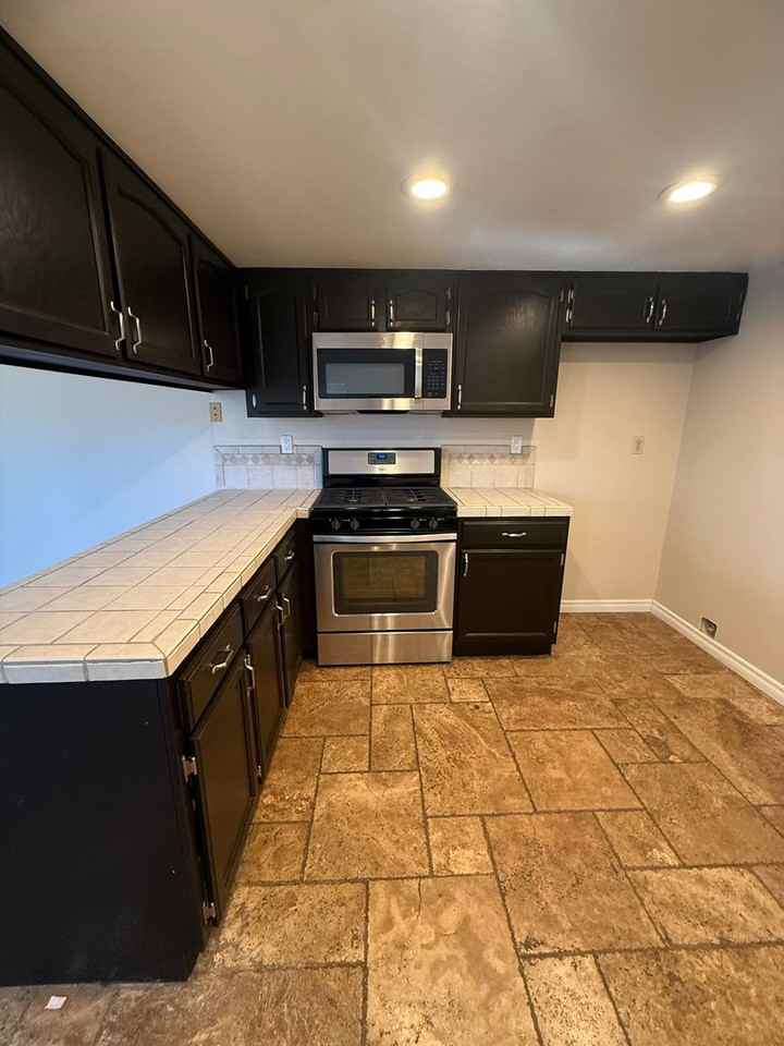 2458 Chiquita Ln - Photo 7 of 19