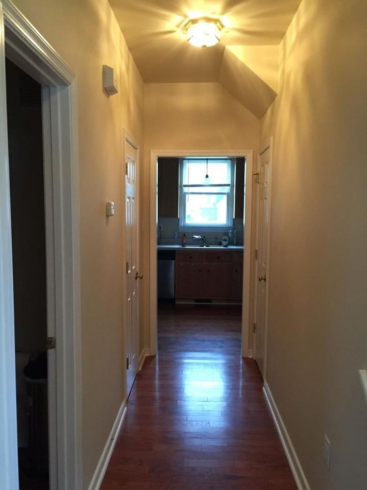 731 W Leigh St - Photo 2 of 8