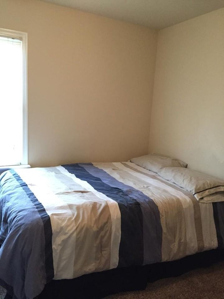 731 W Leigh St - Photo 7 of 8