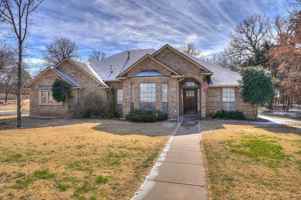 featured image of 1042 Hidden Oaks Way