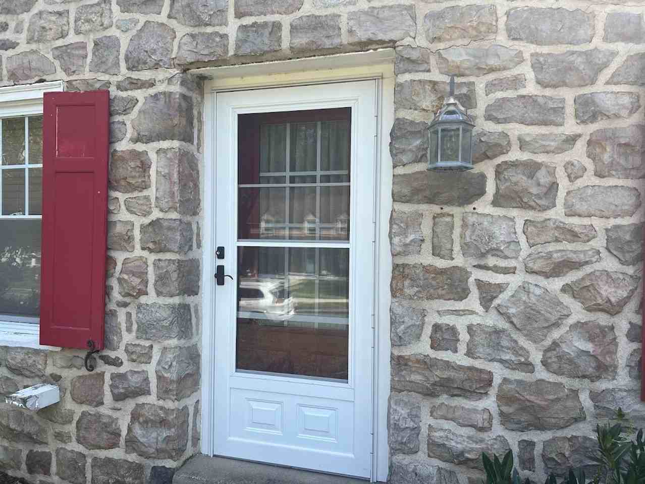 9 Beechwood Dr - Photo 3 of 20