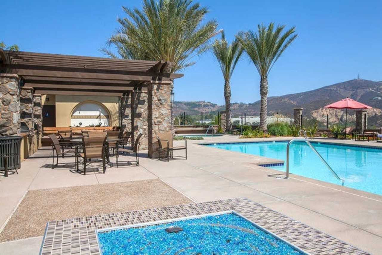 2257 Indus Way - Photo 3 of 28