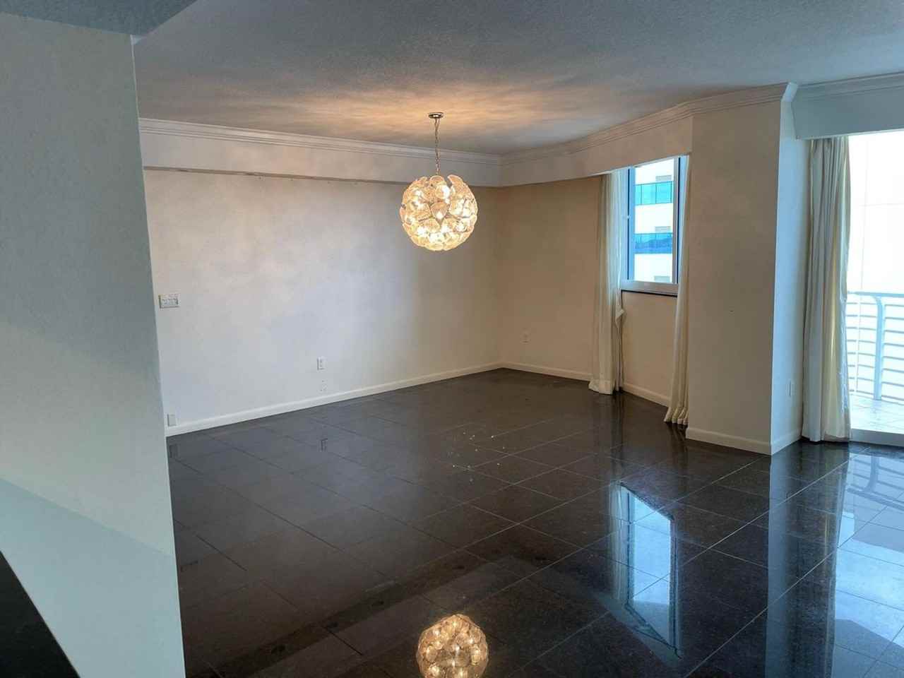 1551 N Flagler Dr #917 - Photo 3 of 14