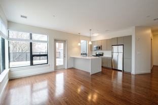 455 Harvard St #405 - Photo 1 of 1