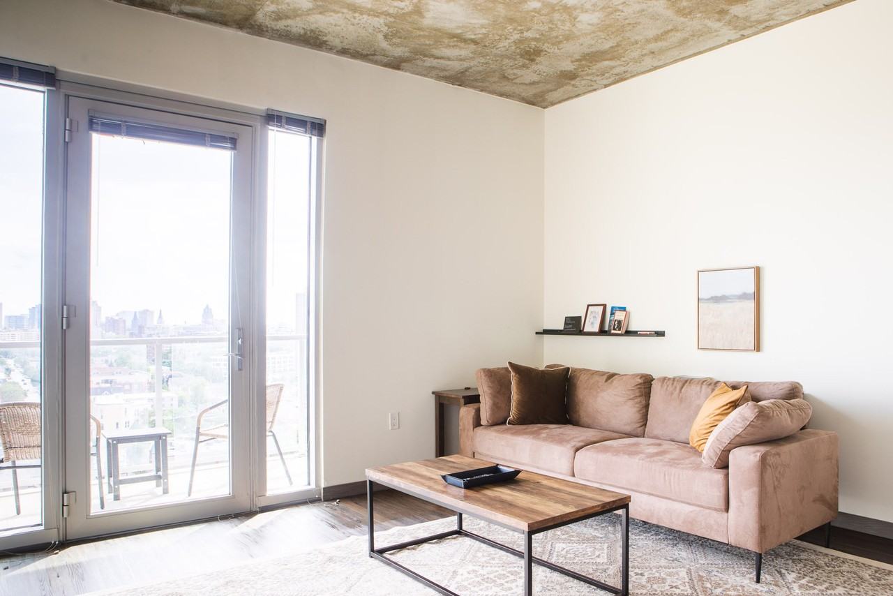 1840 North Farwell Avenue #1213 - Photo 3 of 38