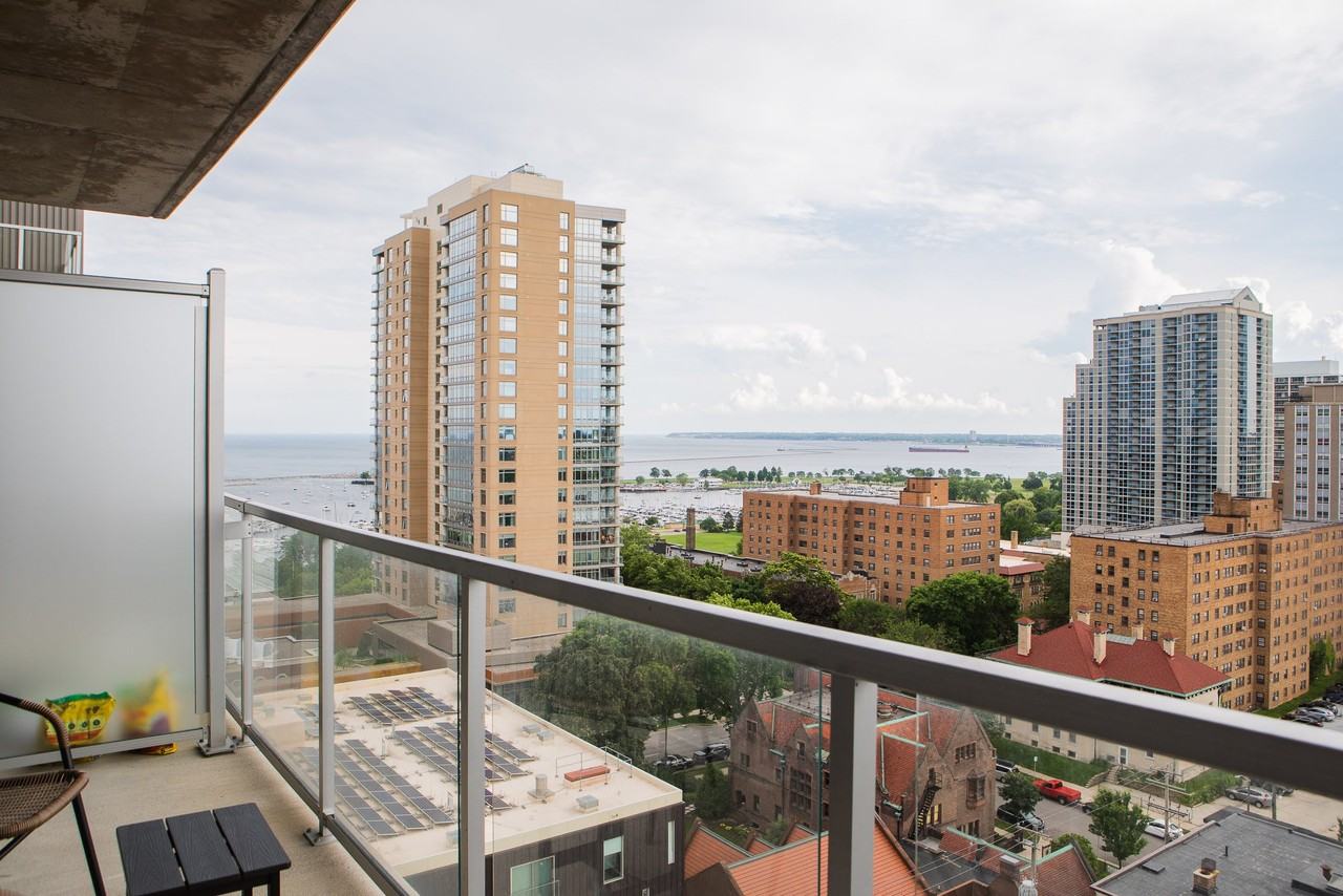 1840 North Farwell Avenue #1213 - Photo 7 of 38