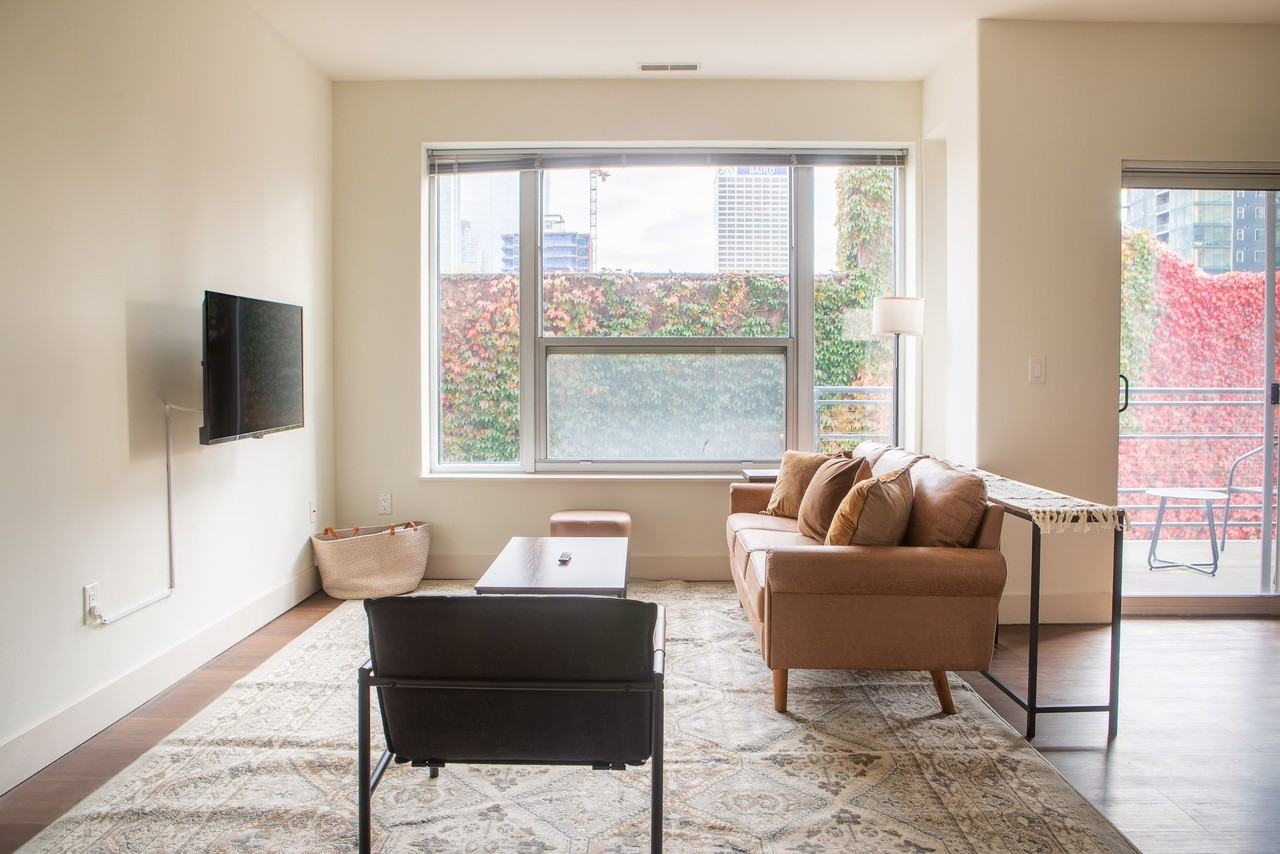 1040 North Cass Street #306 - Photo 4 of 35