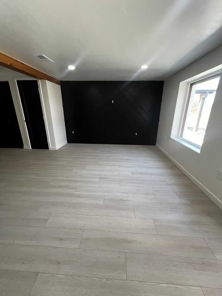 2363 S Decatur St #B - Photo 5 of 16