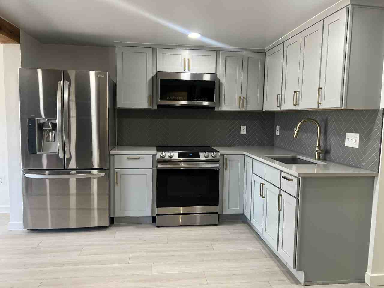 2363 S Decatur St #B - Photo 3 of 16