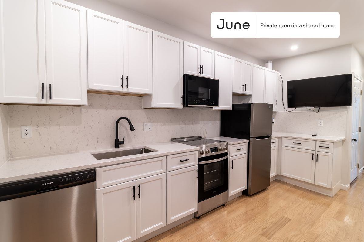 90 Mount Vernon St #C - Photo 5 of 13