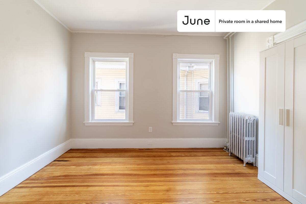 41 Brook Street #D - Photo 2 of 15