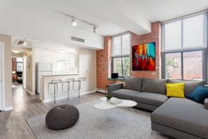 featured image of 90 Crown St