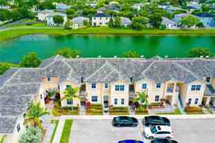 2819 Se 1st Dr #5 - Photo 1 of 1