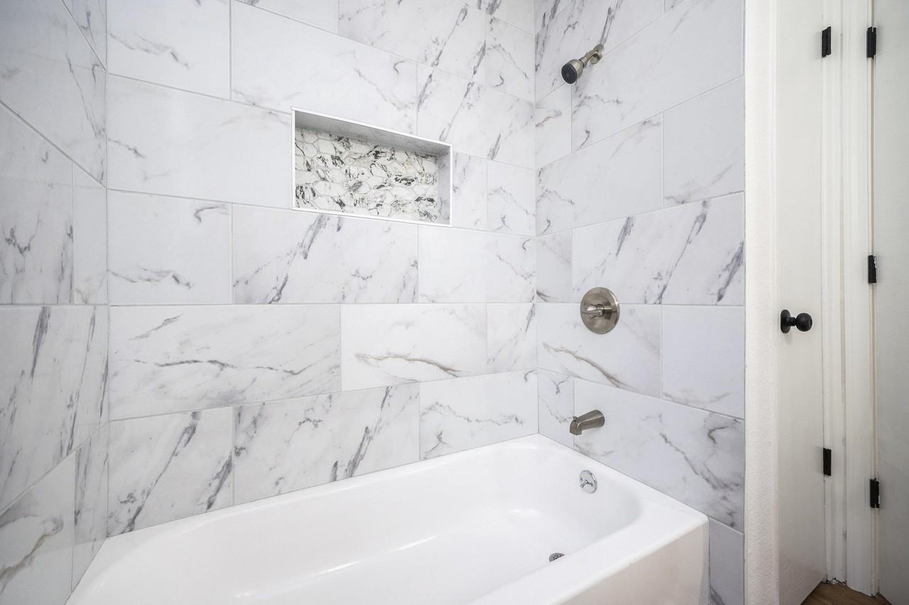 Euclid Ave - Photo 4 of 12