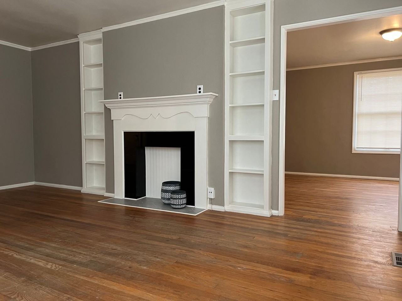 1400 S Taylor St - Photo 3 of 10