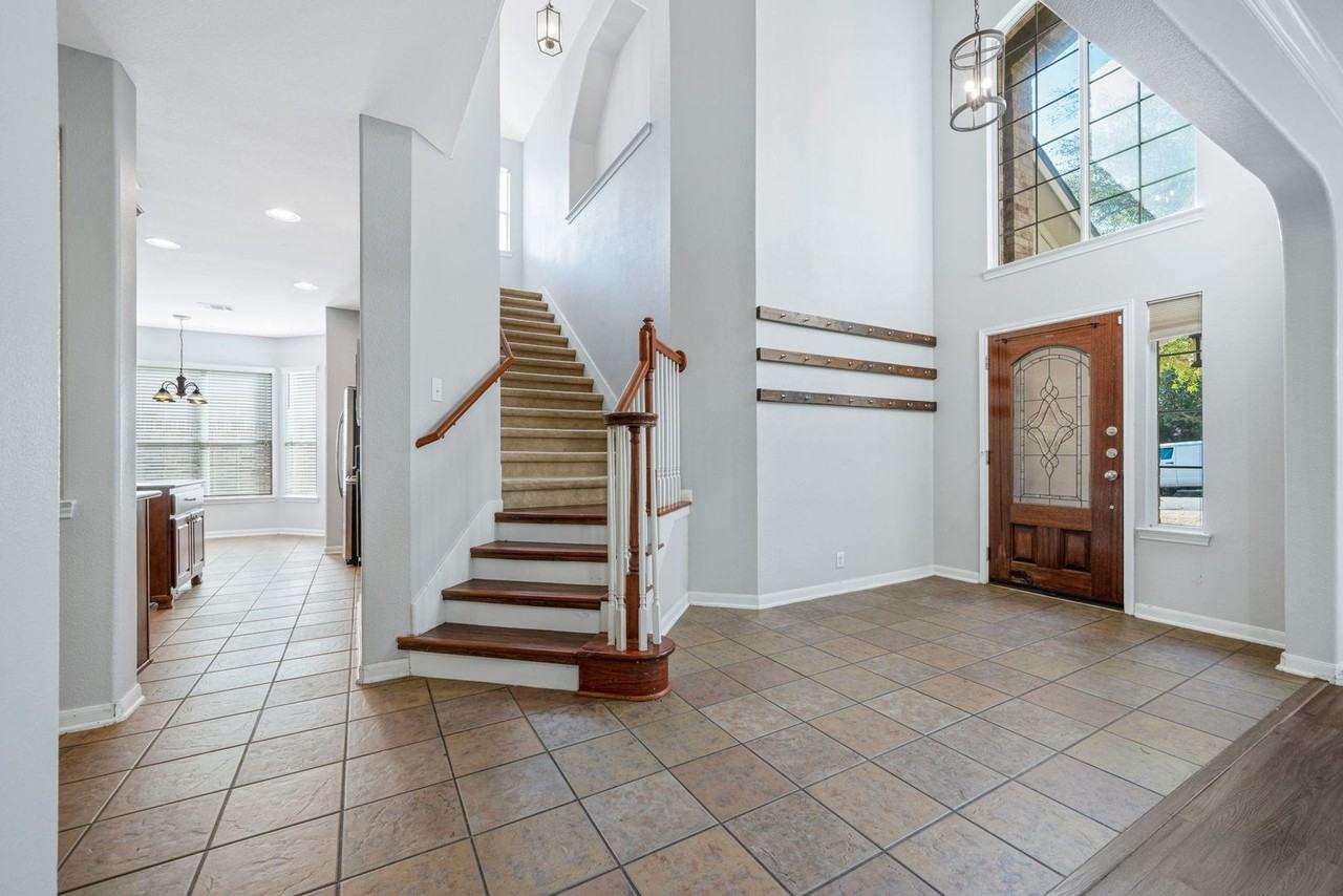 14822 Los Lunas Rd - Photo 3 of 25