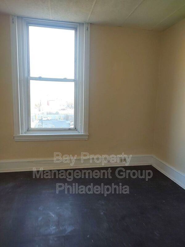 3140 N Broad St #3F - Photo 3 of 13