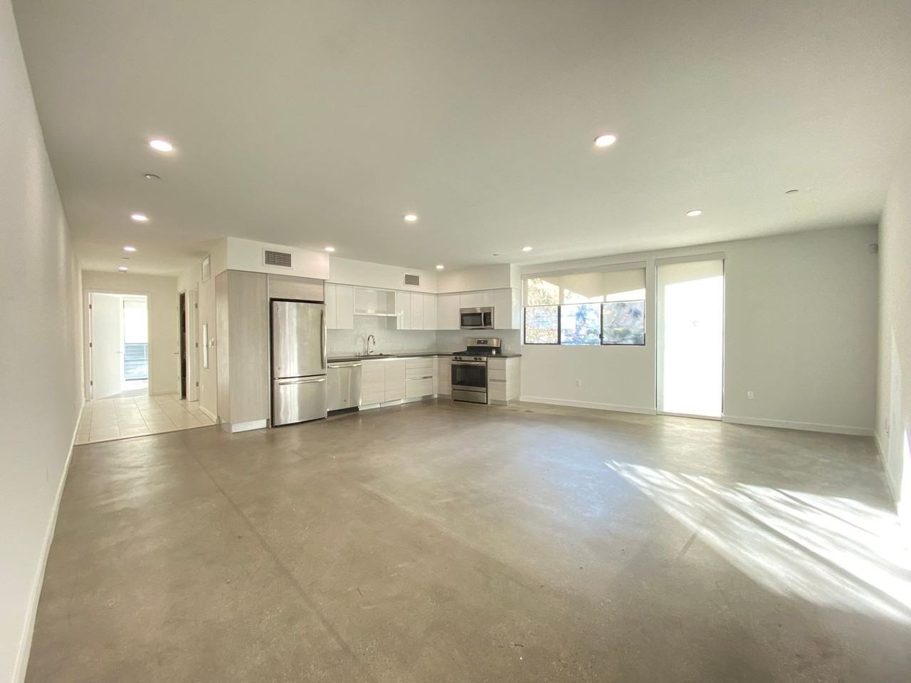 The Modern LA - Photo 6 of 50