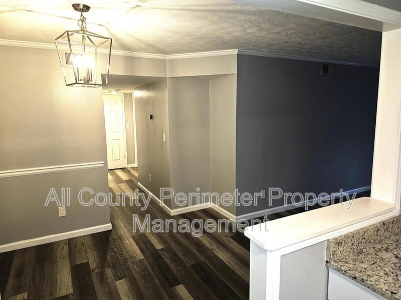 1307 Natchez Trce - Photo 3 of 11