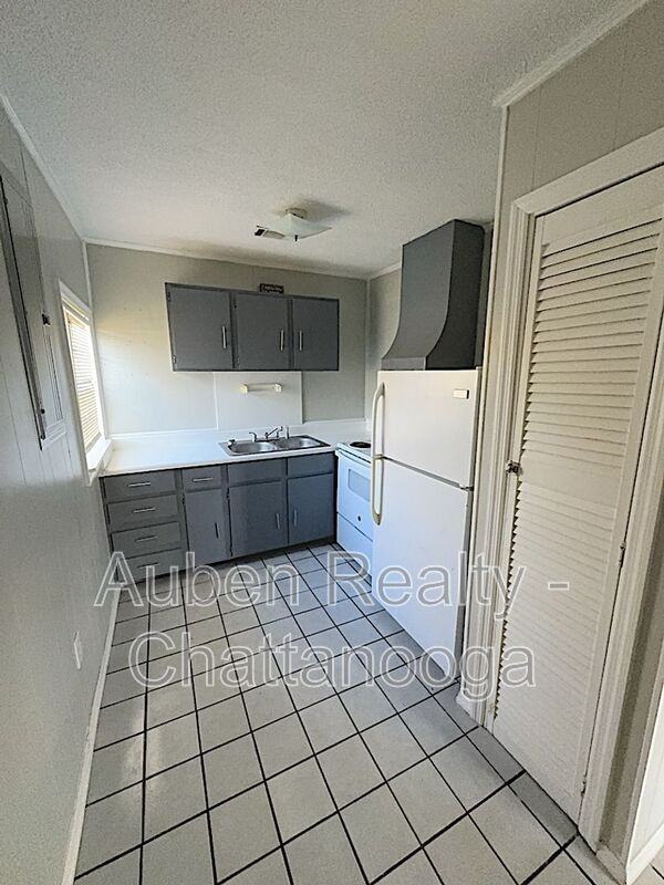 1512 Wilson Rd #A - Photo 6 of 11