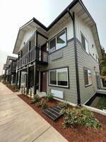 featured image of 1866 5th St