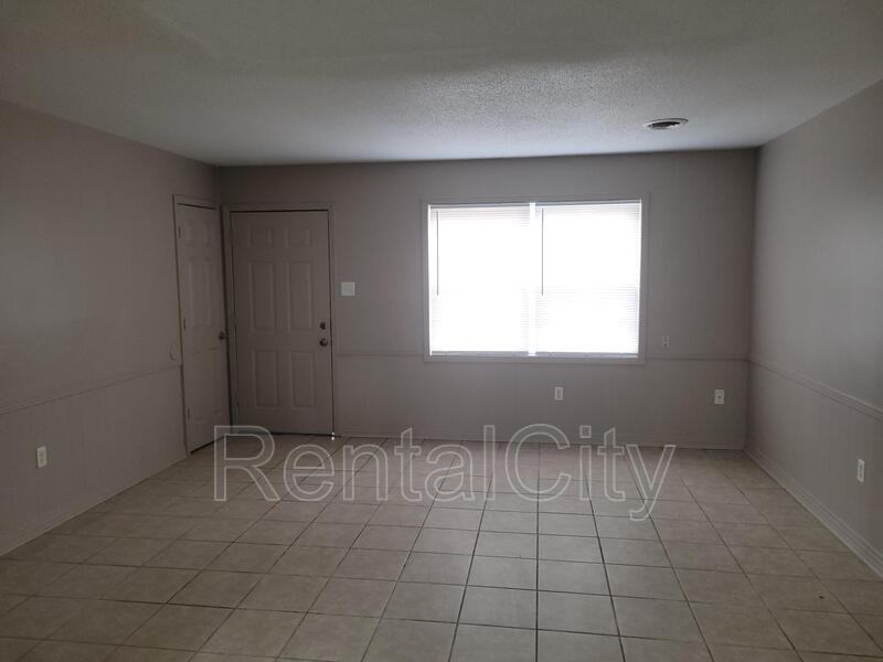 703 Forrest St #703LL - Photo 2 of 10