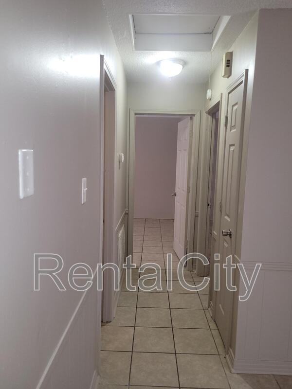 703 Forrest St #703LL - Photo 3 of 10