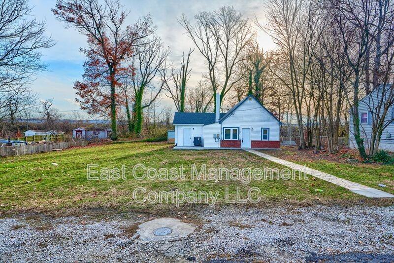2909 Delaware Ave - Photo 3 of 25