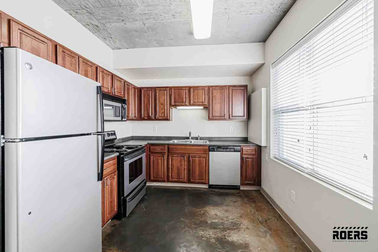 1919 Flats - Photo 2 of 50