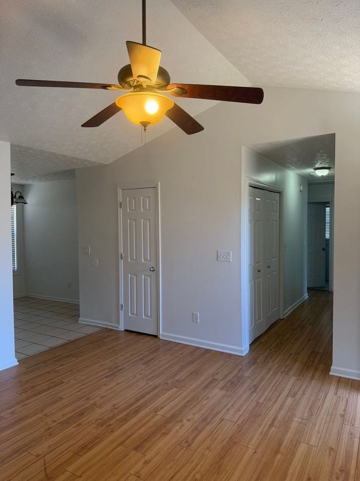 5164 Sagewood Dr - Photo 5 of 18