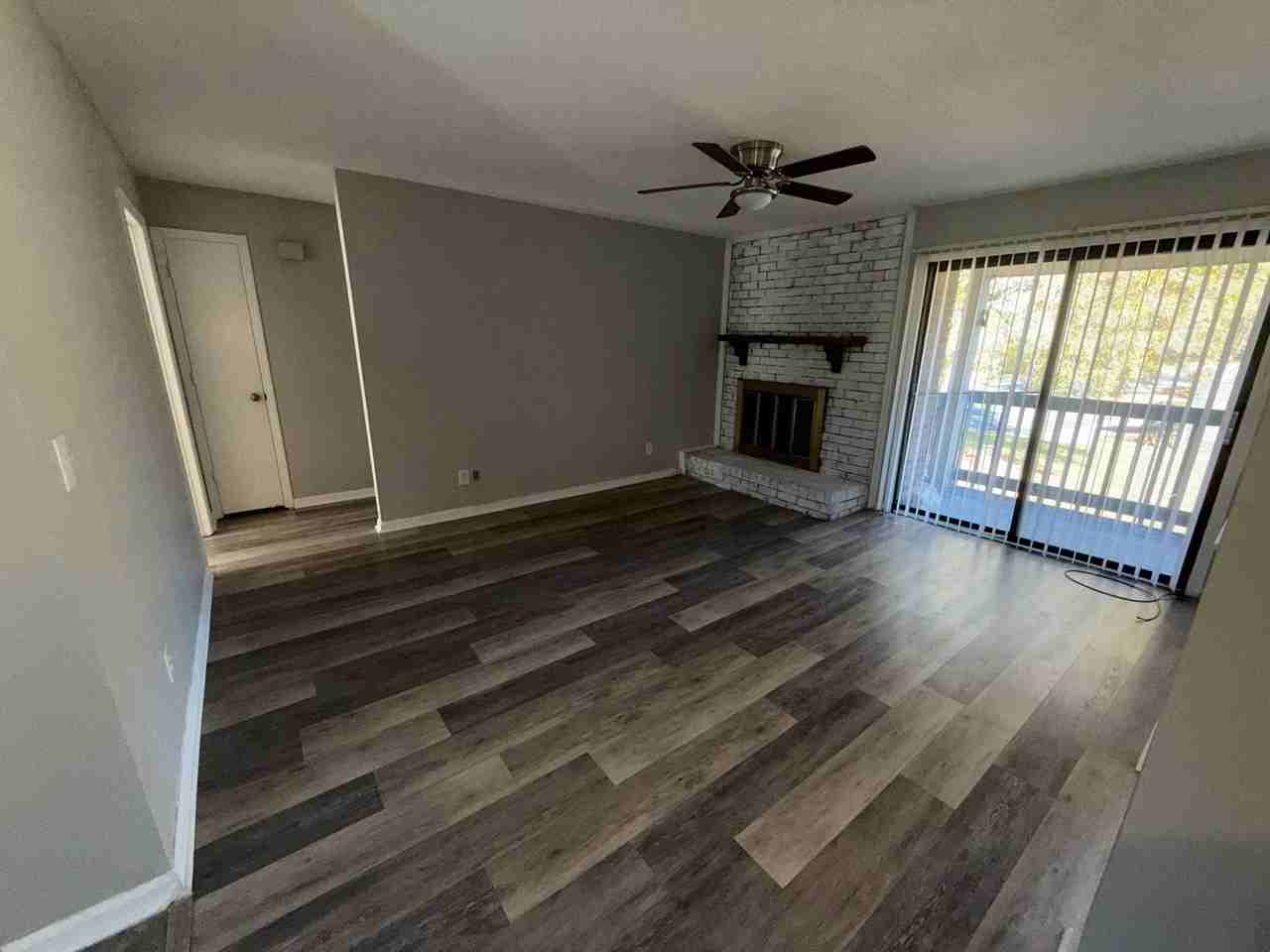 11005 Harrowfield Rd - Photo 2 of 12