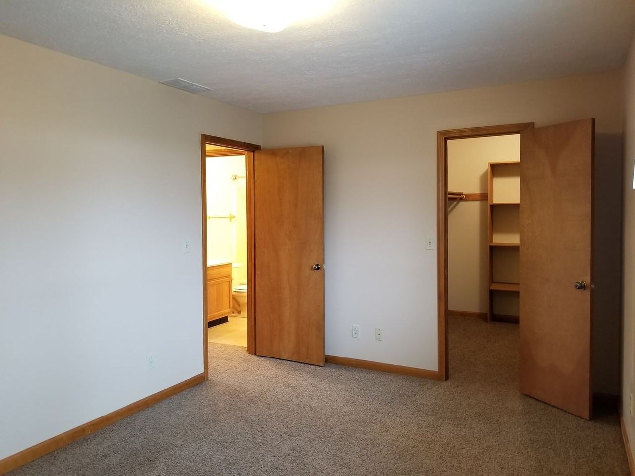 Westpark Duplexes - Photo 4 of 9