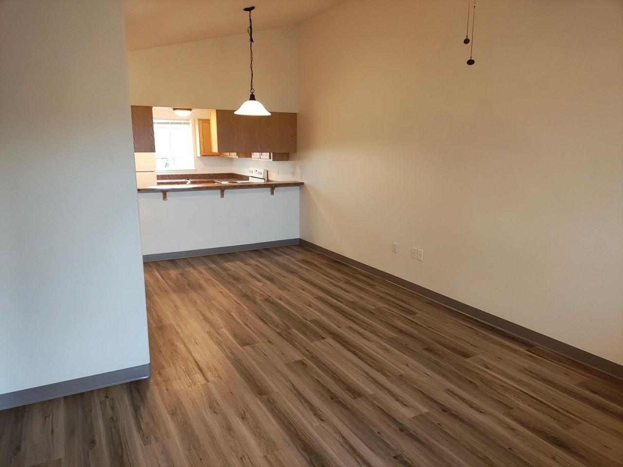 Mountain Vista Apartments - Photo 2 of 14