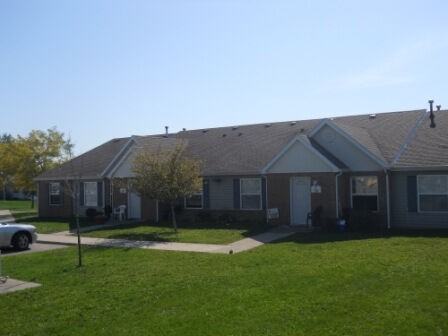 Oaks of Adrian - Photo 4 of 6