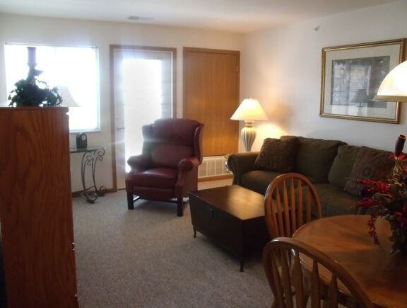 Sawmill Estates Senior - Photo 5 of 11