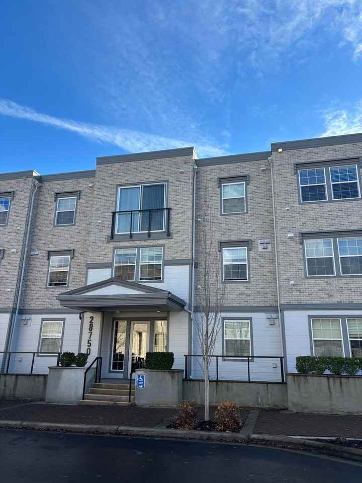 28750 Sw Campanile Ln #305 - Photo 2 of 22