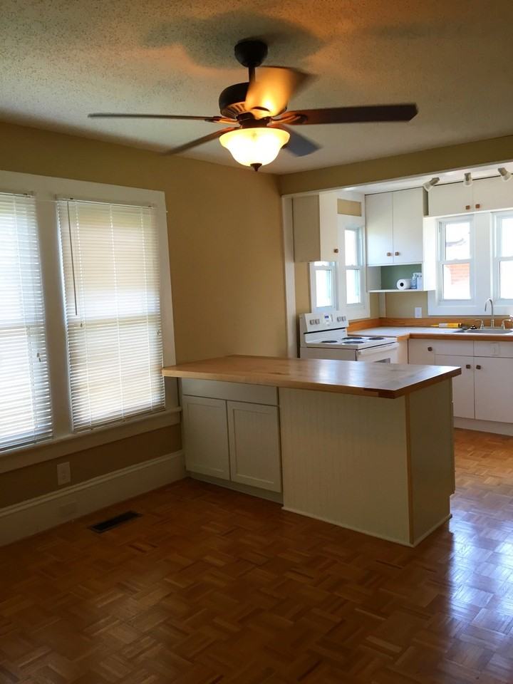 1917 Golden Gate Dr - Photo 4 of 4