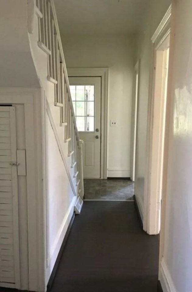 314 S Stewart Ave - Photo 7 of 17