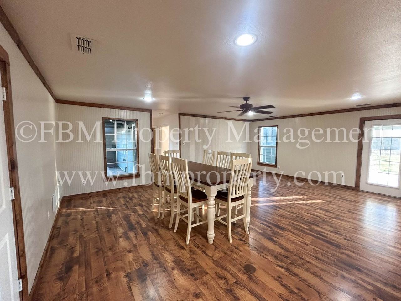 1170 Lumkins Rd - Photo 5 of 29