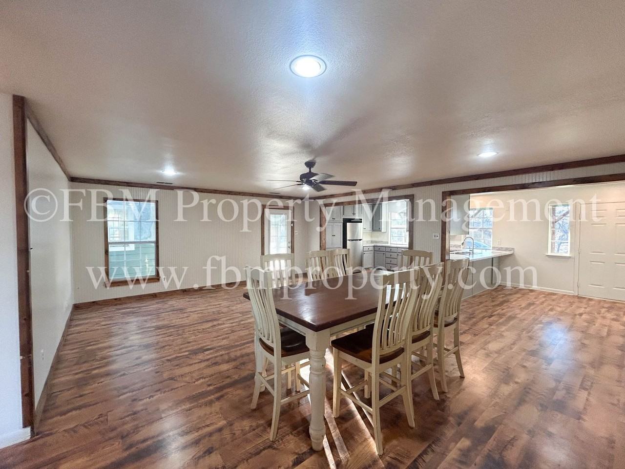 1170 Lumkins Rd - Photo 6 of 29