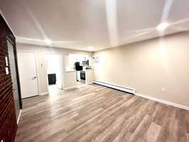 featured image of 3039 W Liberty Ave