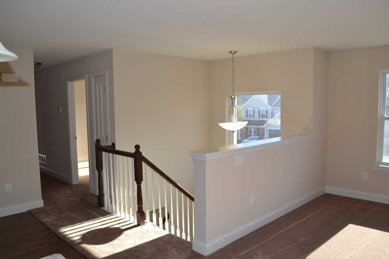 1355 Philip Ave - Photo 5 of 17