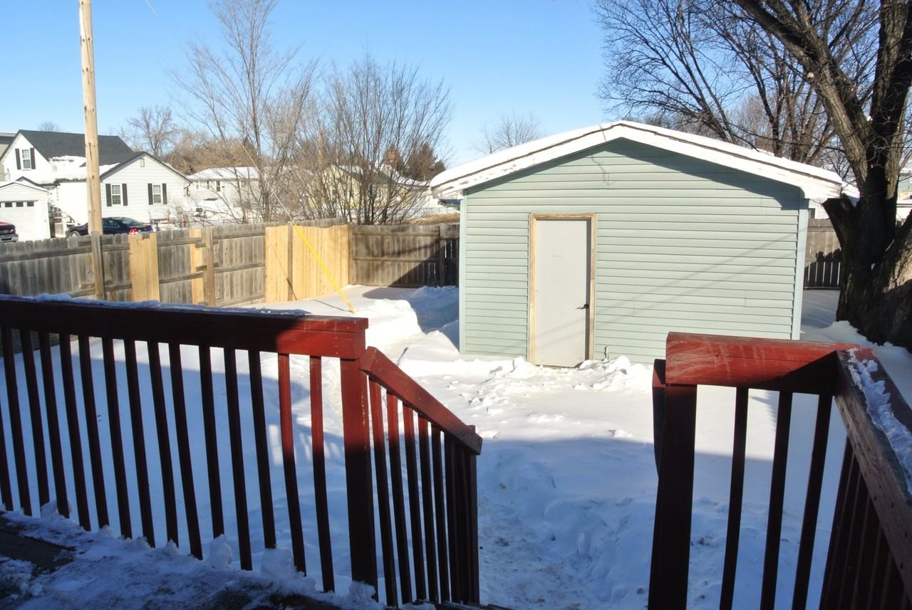 1101 6th St Sw - Photo 2 of 15