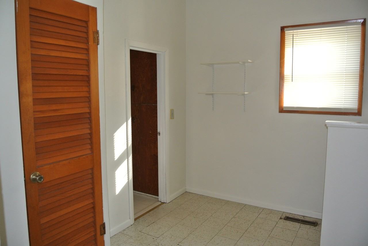 1101 6th St Sw - Photo 7 of 15