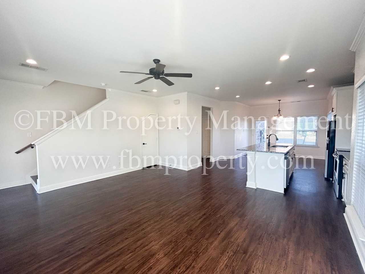 300 Brothers Blvd - Photo 6 of 28