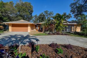 featured image of 1247 Monticello Blvd N