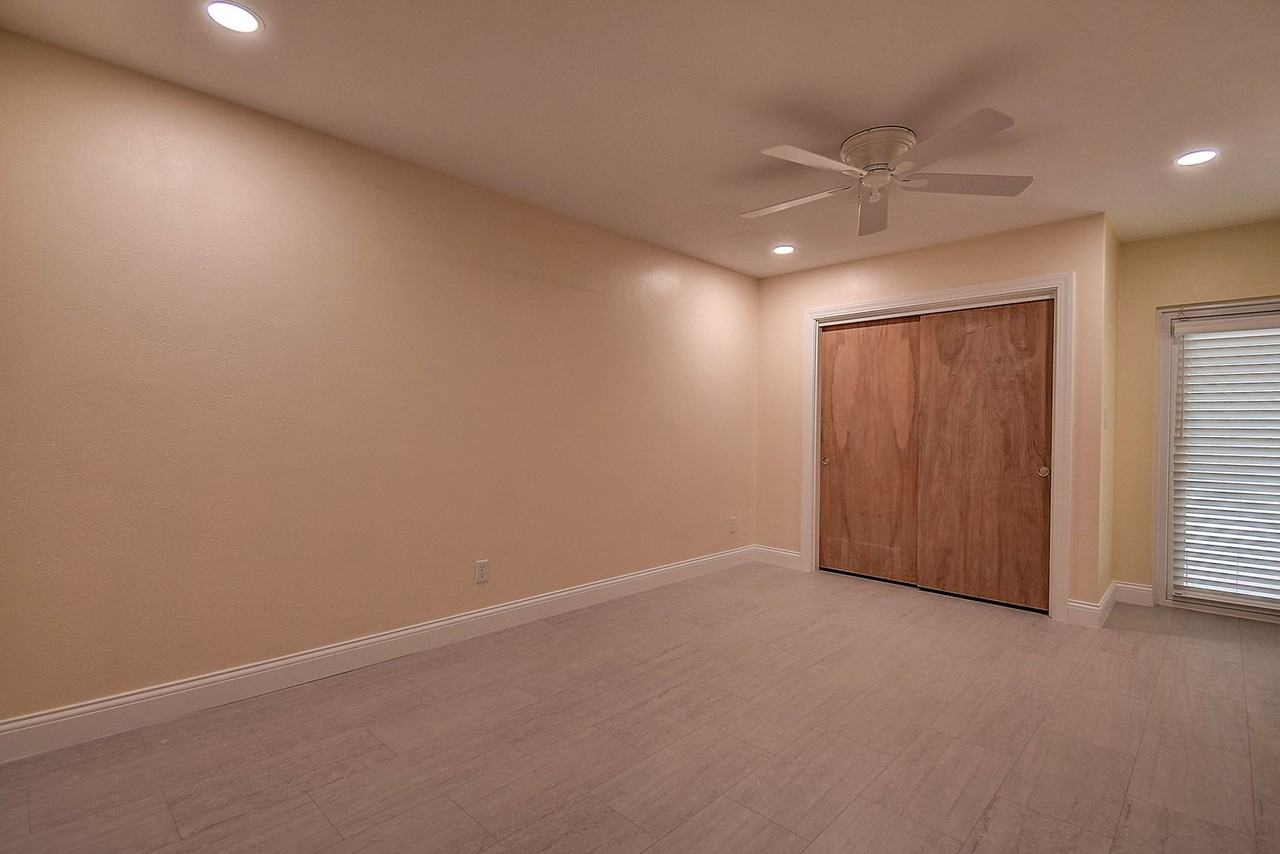 1247 Monticello Blvd N - Photo 6 of 50